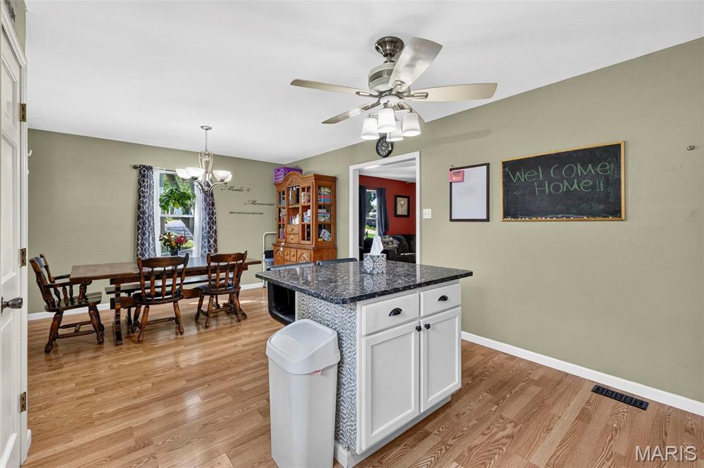 18 Roland Lane St. Peters, MO 63376 - Photo 6 of 38