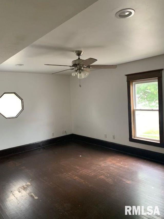 400-402 East Laurel Street Springfield, IL 62703 - Photo 11 of 36 Gallery Image 11