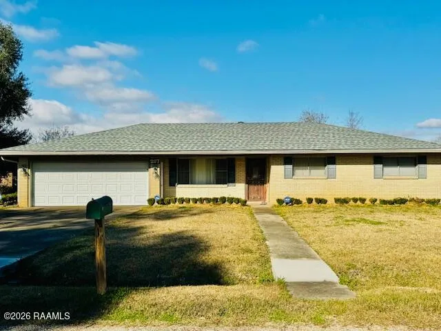 $199,000 | 207 Mahogany Drive, Opelousas, LA 70570