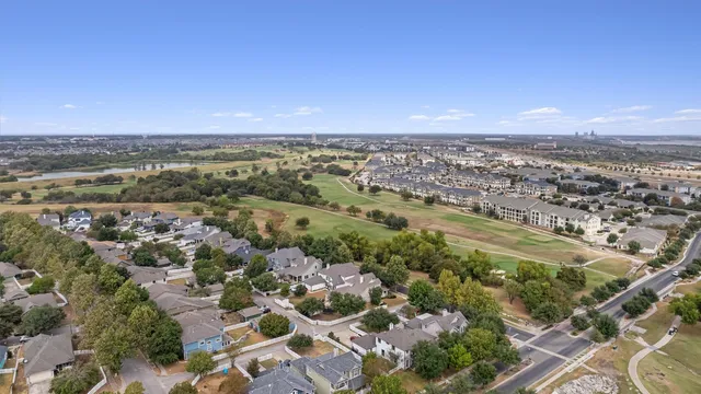 $1,895 | 744 Fairway, Kyle, TX 78640