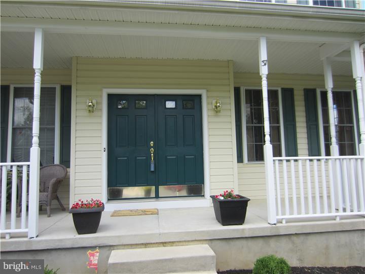 37 Tynemouth Drive Lumberton, NJ 08048 - Photo 2 of 25 Exterior Front