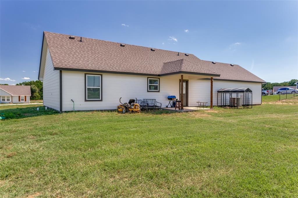205 Altom Road Springtown, TX 76082 - Photo 23 of 25