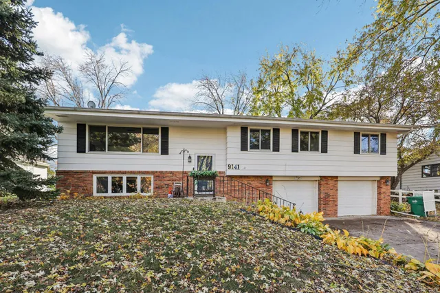 $384,900 | 9141 35th Avenue North, Minneapolis, MN 55441