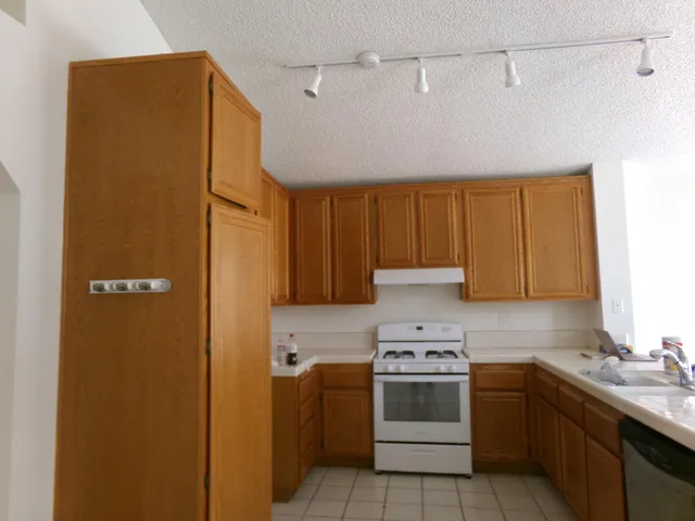 $2,600 | 4829 West Forest Oaks Avenue, Banning, CA 92220