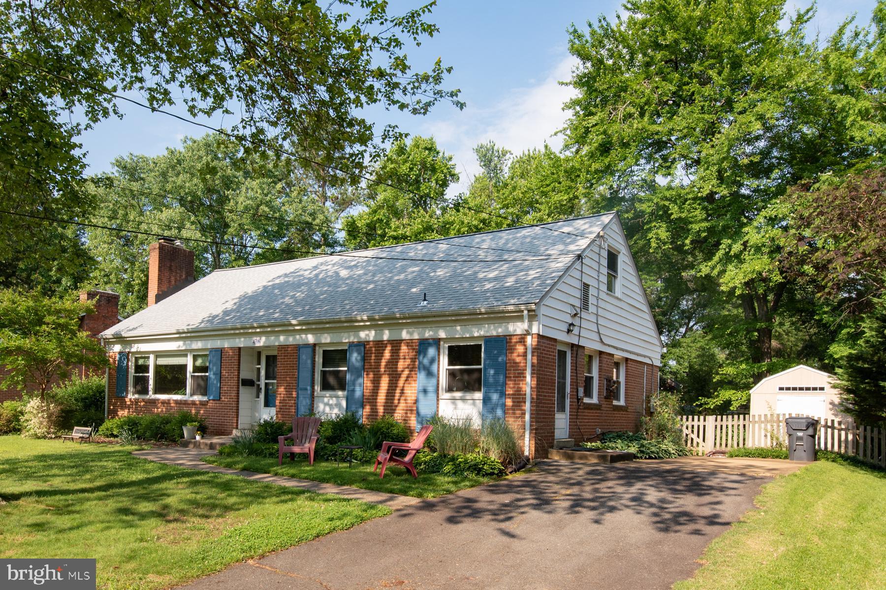 8706 Bradgate Road Alexandria, VA 22308 - Photo 29 of 31 Over 3,000 square feet of space!!