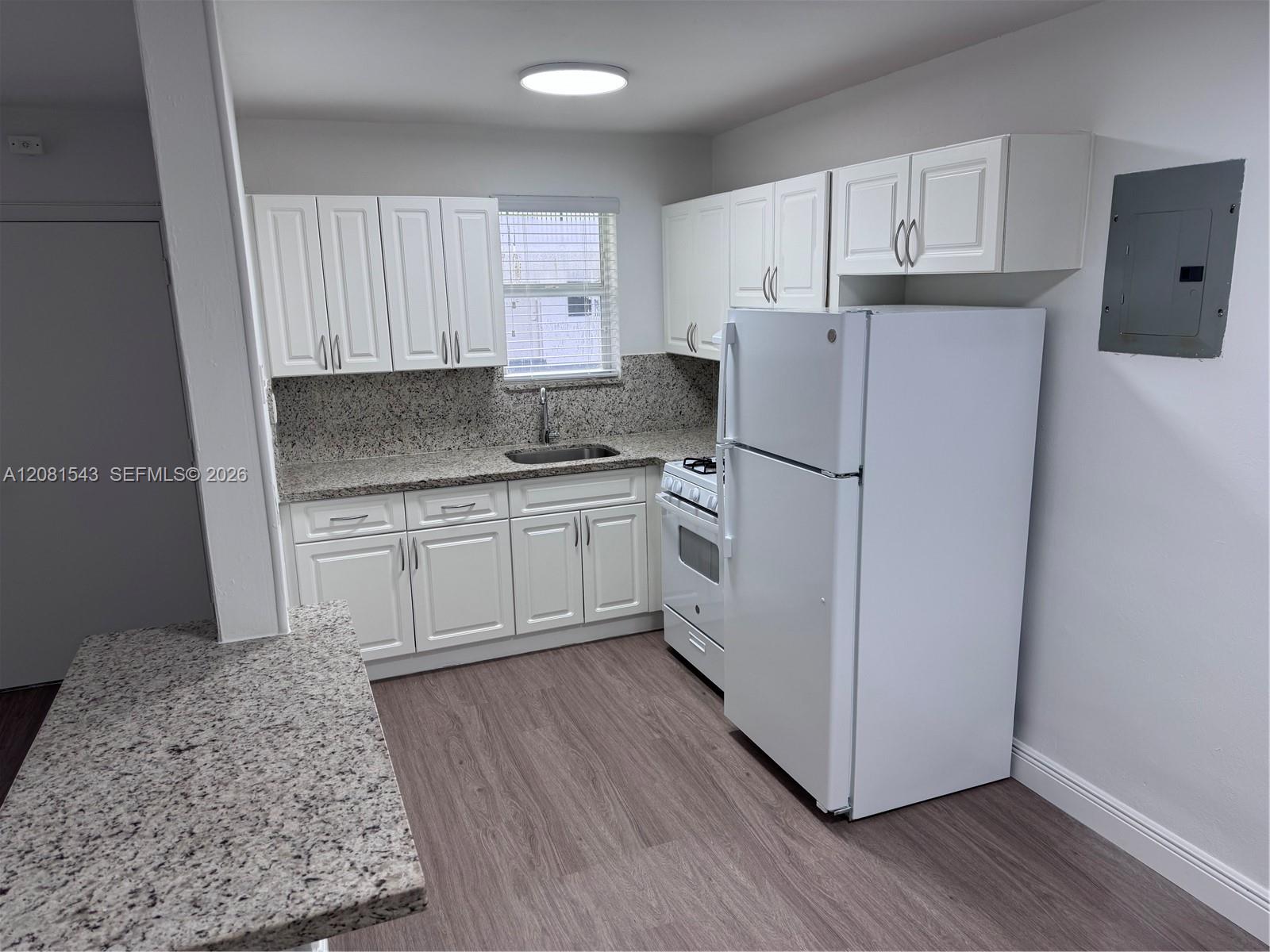 6775 Southwest 44th Street, Unit 24 Miami, FL 33155 - Photo 4 of 6 Gallery Image 4
