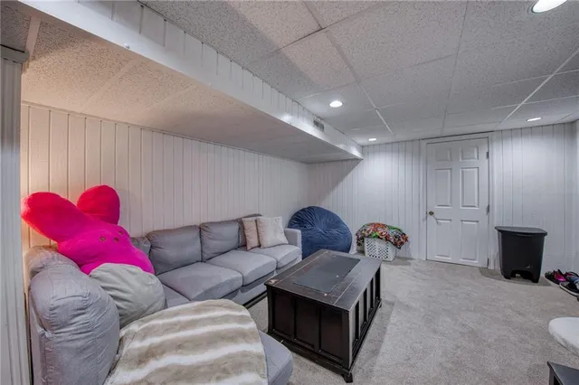 $259,900 | 1118 Lane Avenue, Natrona Heights, PA 15065