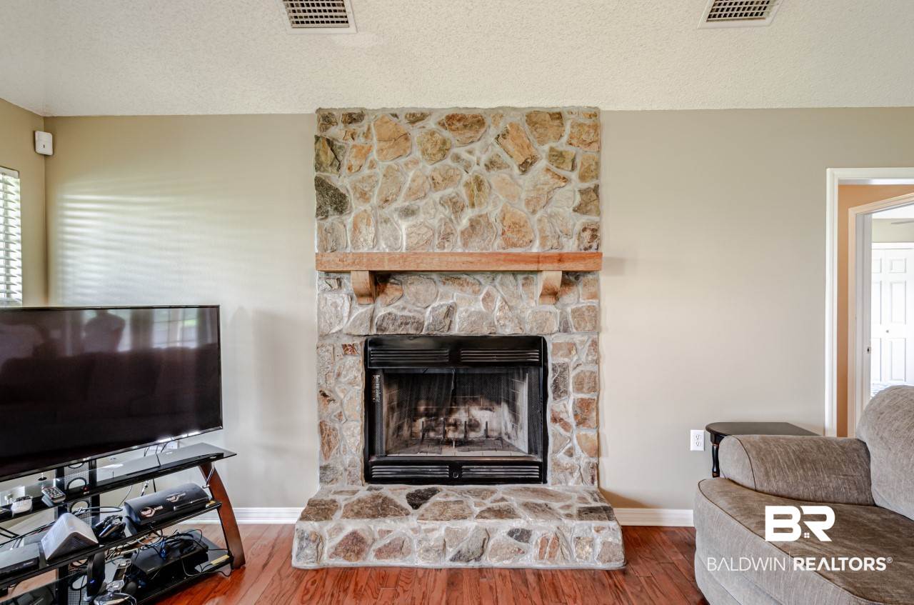 16756 Black Devine Road Loxley, AL 36551 - Photo 6 of 26