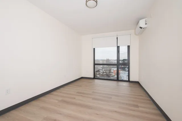 $2,550 | 55 North Main Street, Unit 604, Rochester, NH 03867