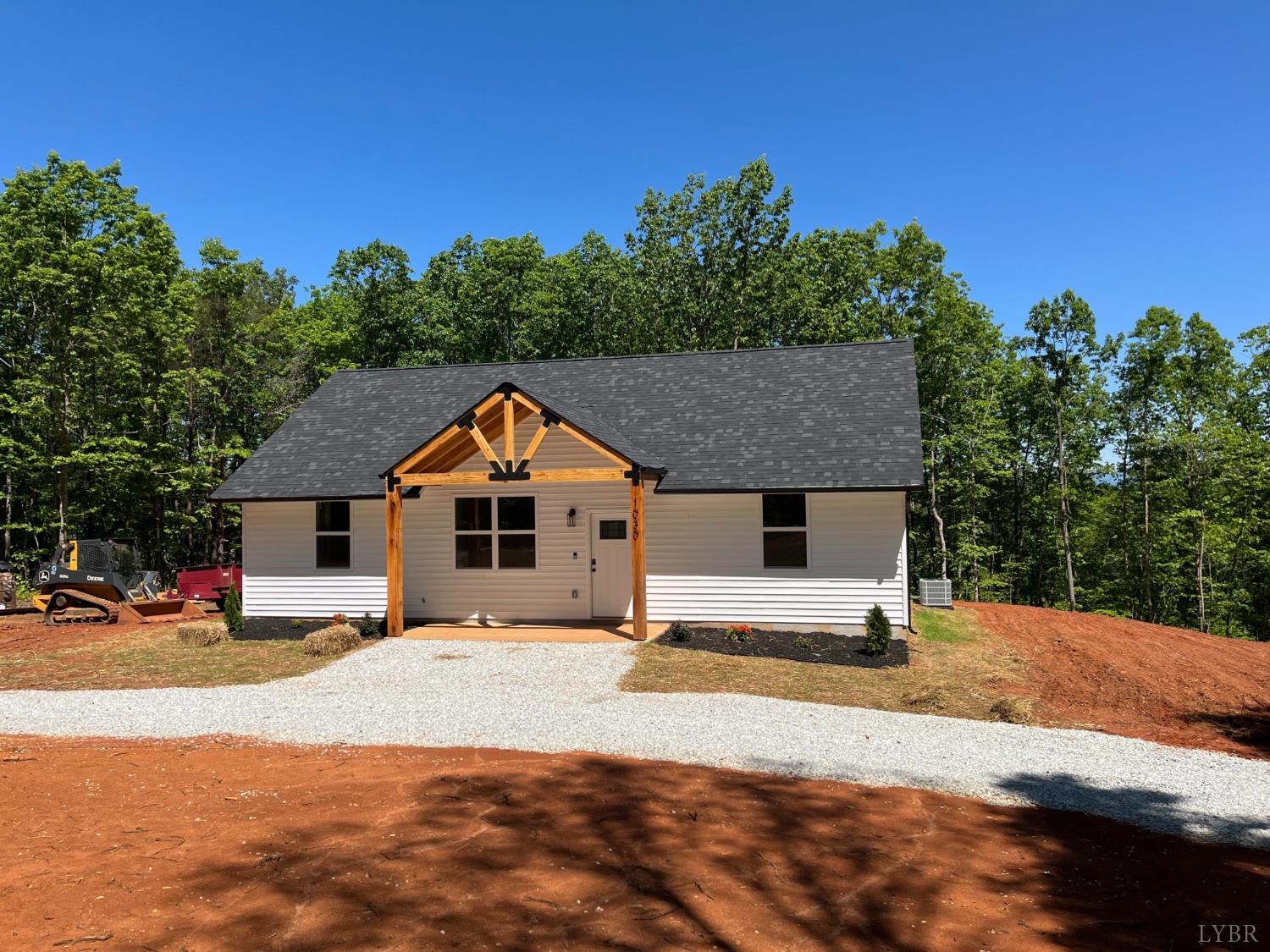 1030 South Coolwell Road Madison Heights, VA 24572 - Photo 2 of 12