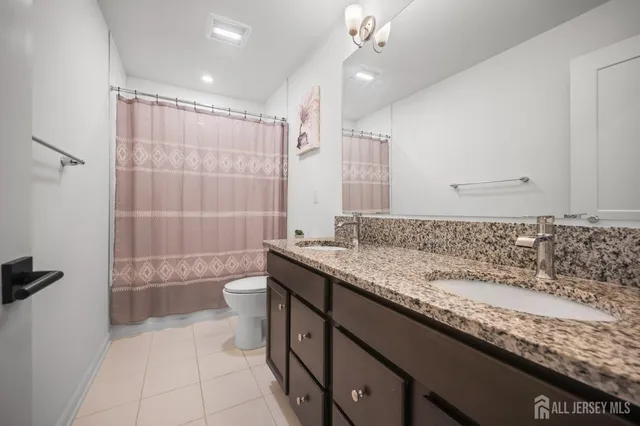 $799,777 | 40 Gazania Drive, Old Bridge, NJ 08857