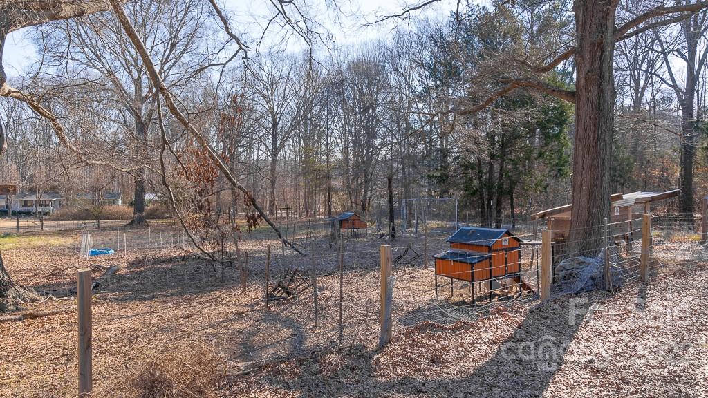 2450 Country Trail Road York, SC 29745 - Photo 10 of 30 Gallery Image 10