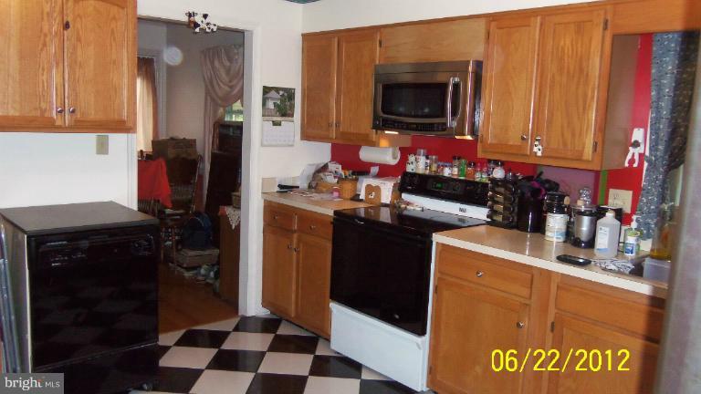 110 Highlander Road Stephens City, VA 22655 - Photo 1 of 11 Kitchen