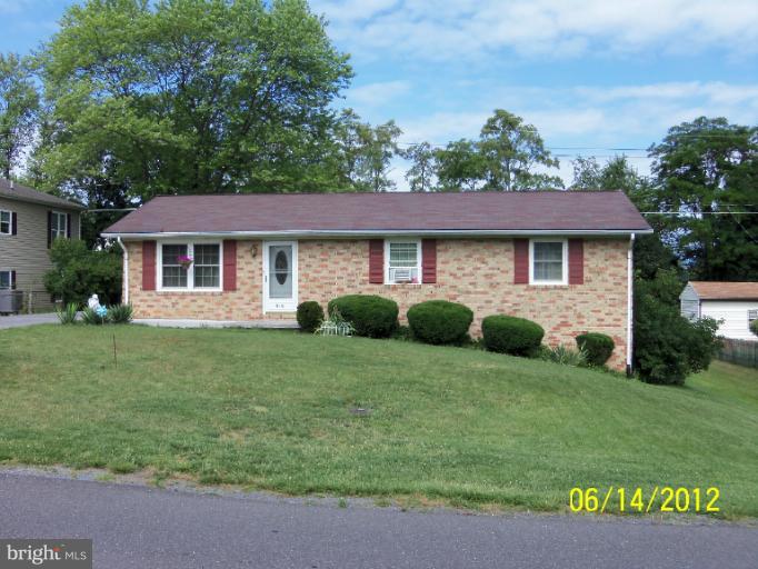 110 Highlander Road Stephens City, VA 22655 - Photo 8 of 11 Exterior (Front)