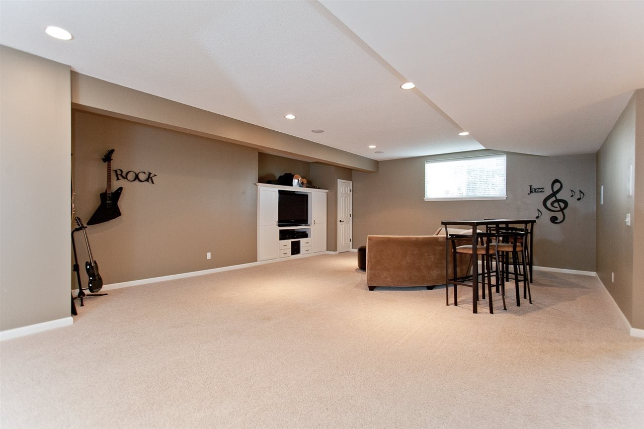 2535 Newcastle Road Marion, IA 52302 - Photo 29 of 41 Gallery Image 29