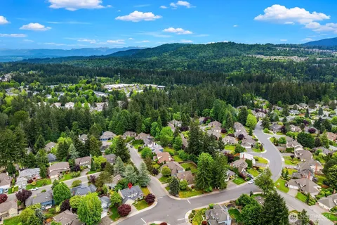 $1,415,000 | 24544 Southeast 43rd Place, Sammamish, WA 98029