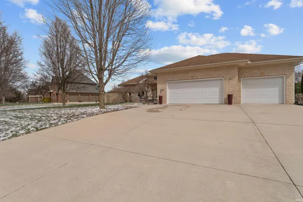 $459,900 | 3112 Timber Valley Drive, Kokomo, IN 46902