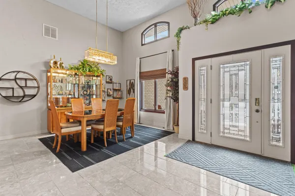 $459,900 | 3112 Timber Valley Drive, Kokomo, IN 46902