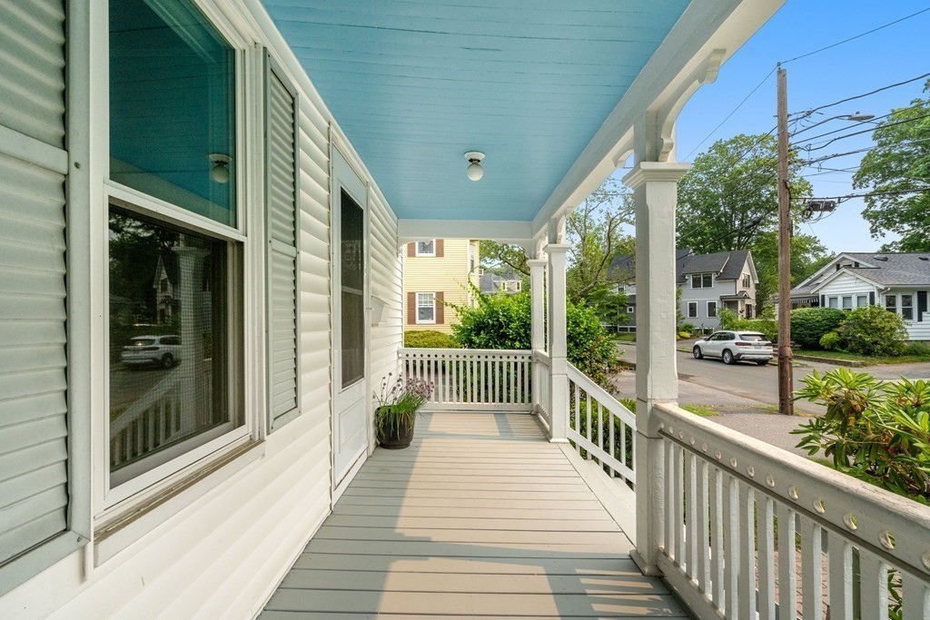 15 Camden Road Auburndale, MA 02466 - Photo 4 of 24 Gallery Image 4