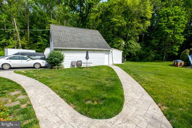 31 Bordentown Chesterfield Road Chesterfield, NJ 08515 - Photo 36 of 55 a view of a house with a yard