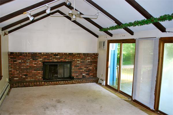 67 Topsfield Road Wenham, MA 01984 - Photo 3 of 17