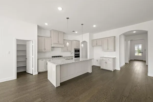 $449,999 | 220 Pine Leaf Trail, Waxahachie, TX 75165