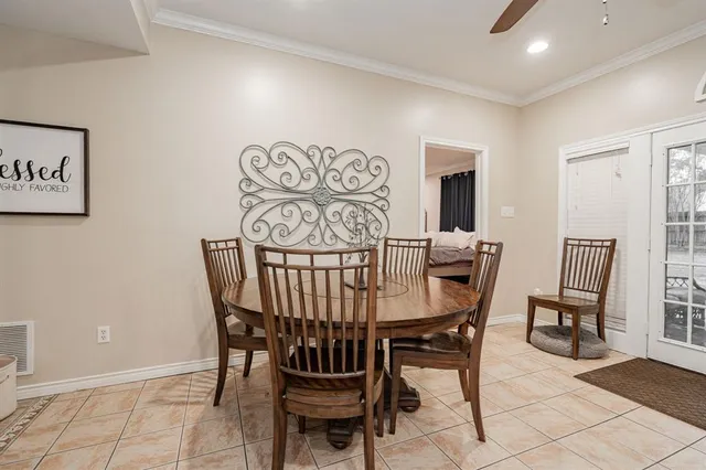 $545,000 | 327 Forest Lane, Gun Barrel City, TX 75156