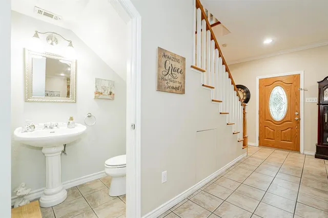 $545,000 | 327 Forest Lane, Gun Barrel City, TX 75156