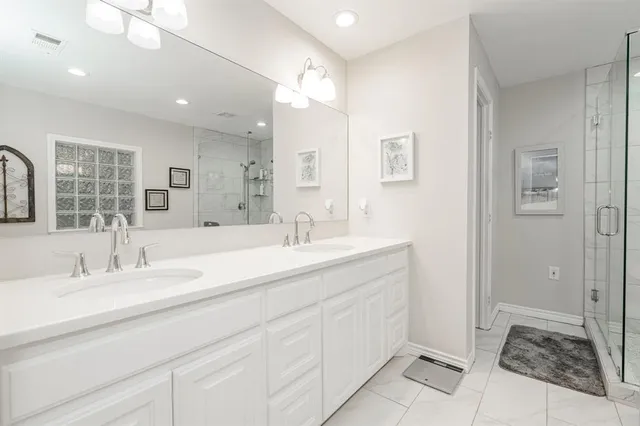 $545,000 | 327 Forest Lane, Gun Barrel City, TX 75156