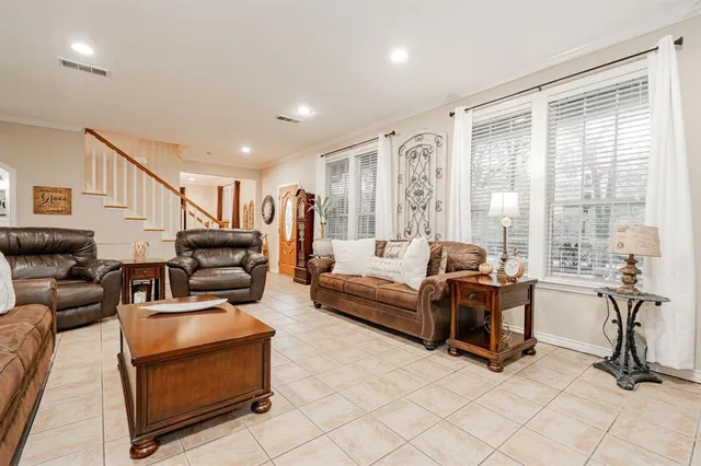 $545,000 | 327 Forest Lane, Gun Barrel City, TX 75156