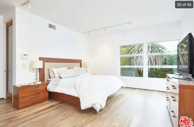 $3,450,000 | 4430 Lindblade Drive, Los Angeles, CA 90066