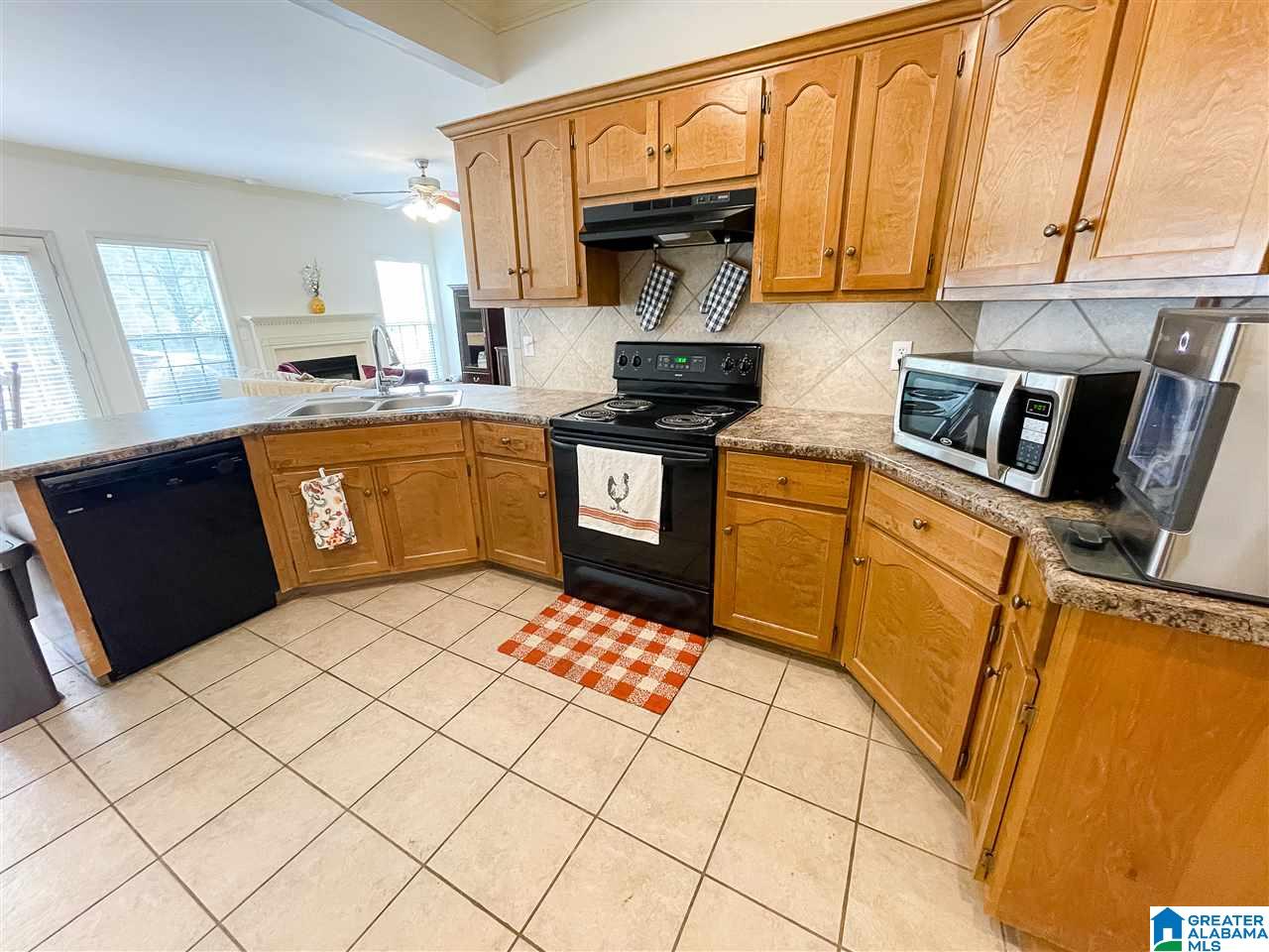 604 Hackberry Ridge Trace Birmingham, AL 35226 - Photo 4 of 26