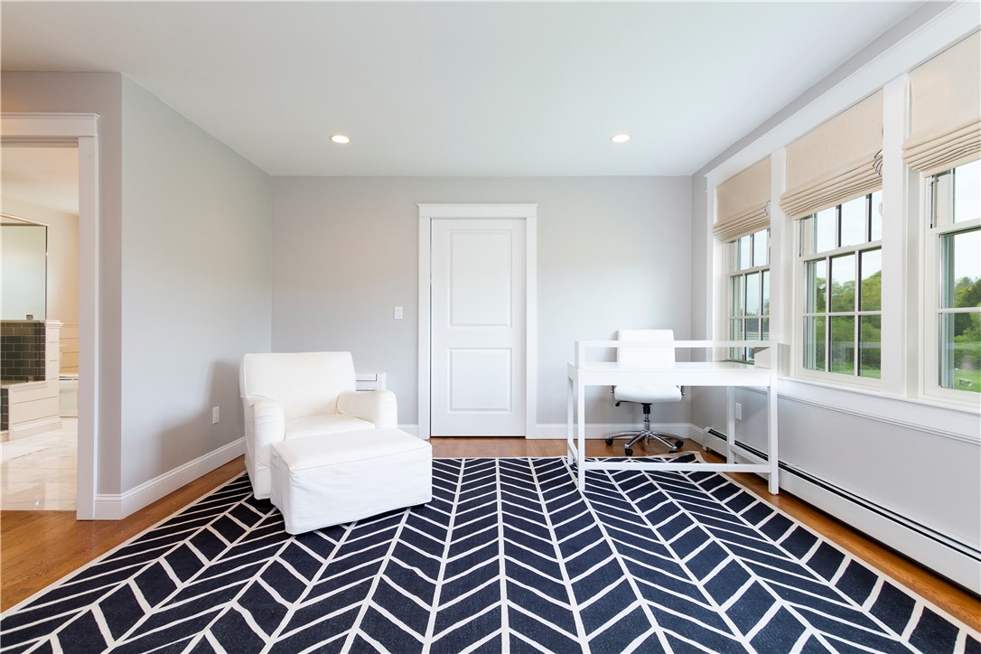 82 3rd Beach Road Middletown, RI 02842 - Photo 19 of 34