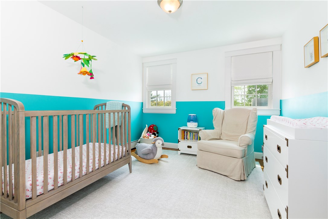82 3rd Beach Road Middletown, RI 02842 - Photo 29 of 34