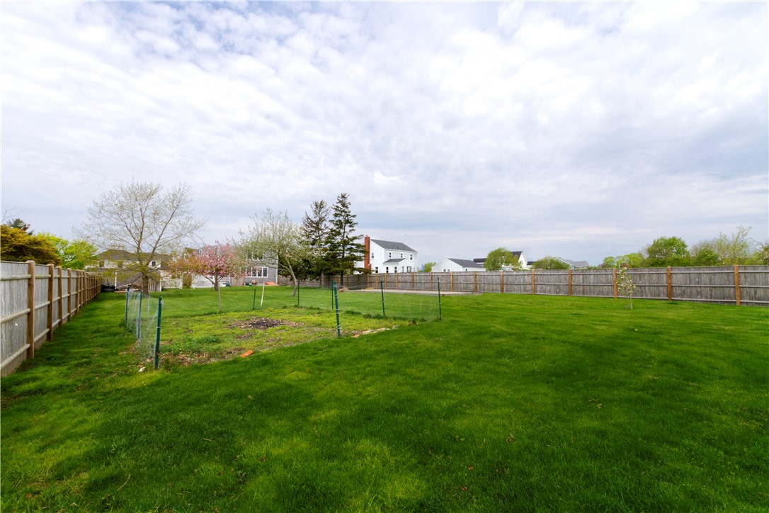 82 3rd Beach Road Middletown, RI 02842 - Photo 34 of 34