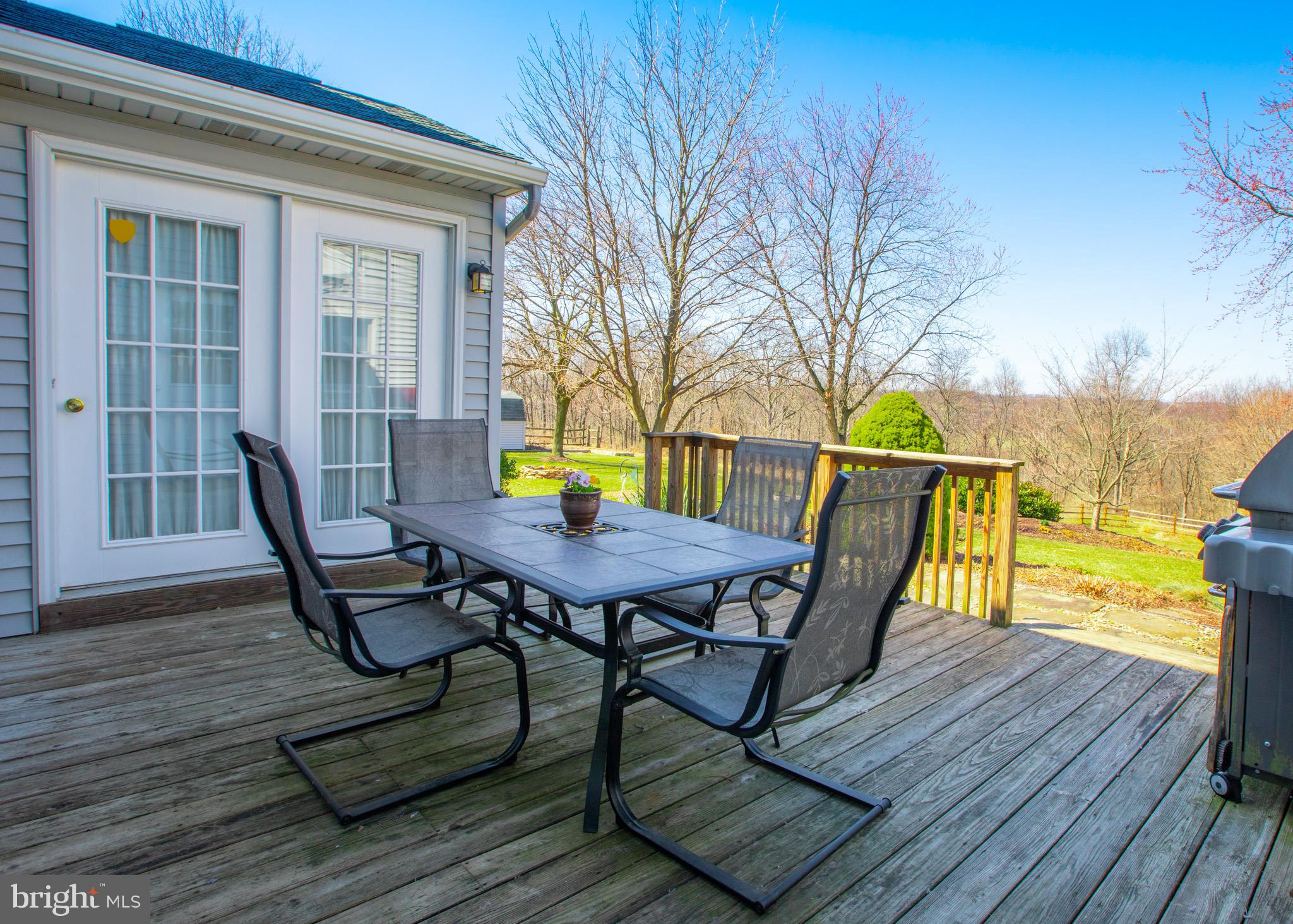 410 Hilltop Road Kutztown, PA 19530 - Photo 11 of 56 Deck
