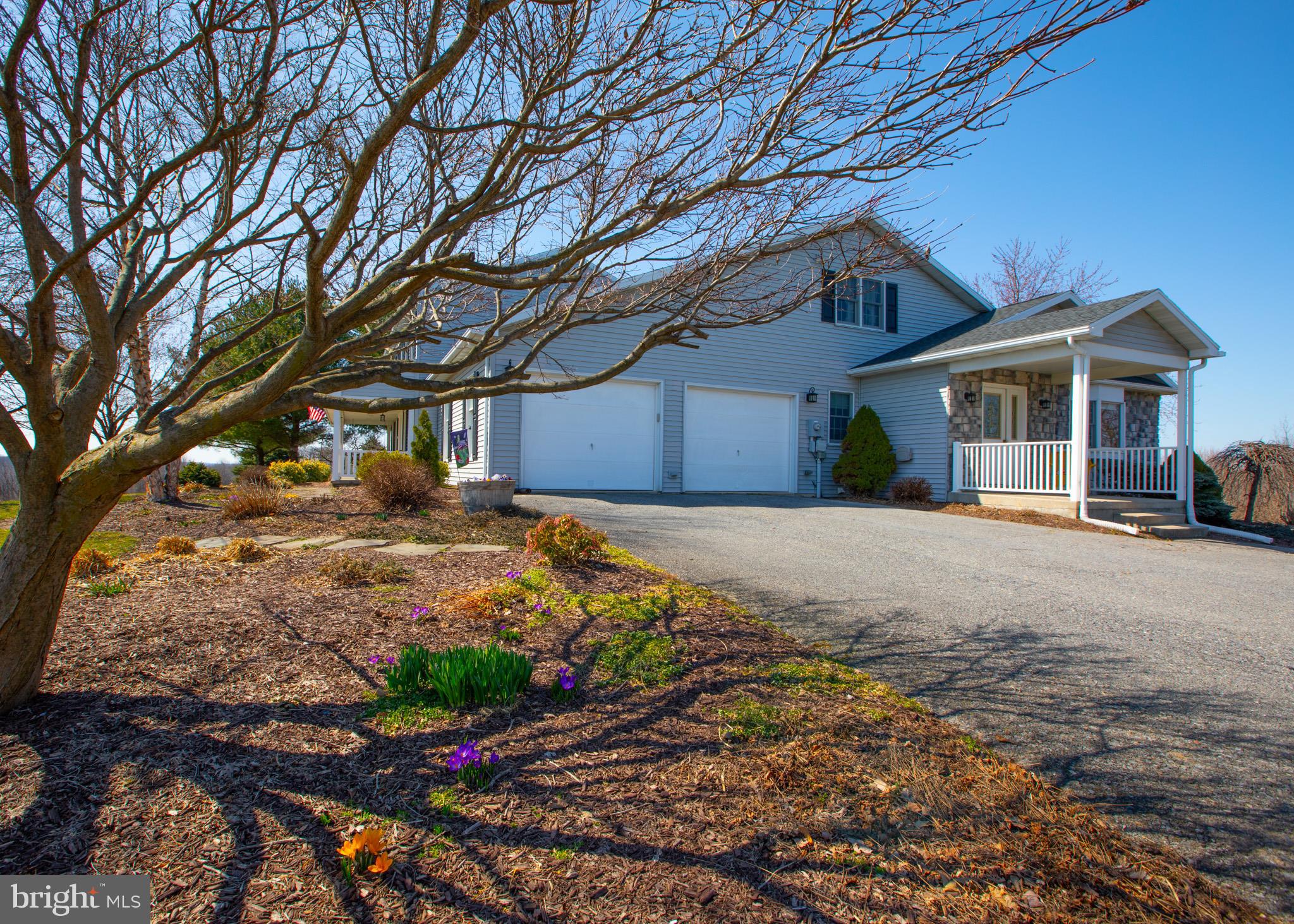 410 Hilltop Road Kutztown, PA 19530 - Photo 3 of 56 Exterior Side (Front Porch to Addition on Right)