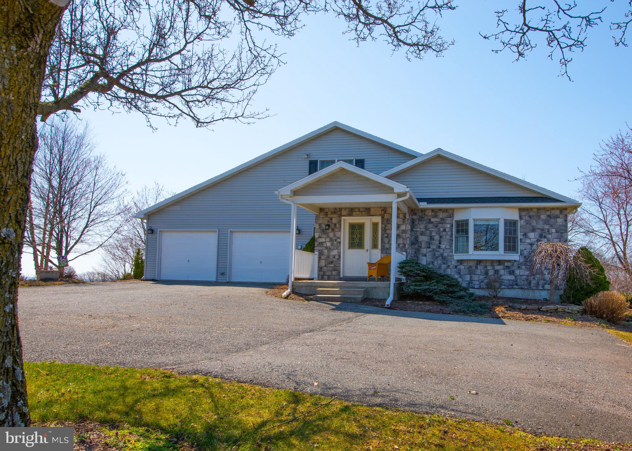 410 Hilltop Road Kutztown, PA 19530 - Photo 4 of 56 Gallery Image 4