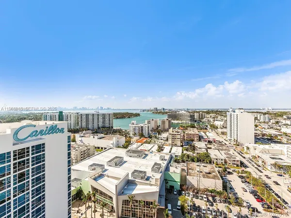 $7,500 | 6899 Collins Avenue, Unit 1910, Miami Beach, FL 33141