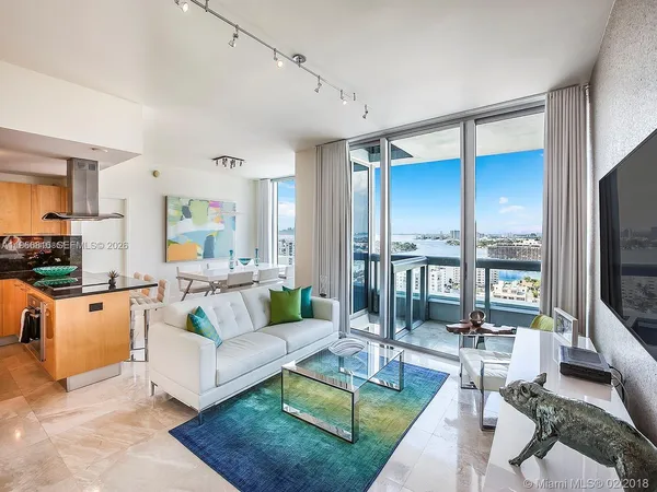 $7,500 | 6899 Collins Avenue, Unit 1910, Miami Beach, FL 33141