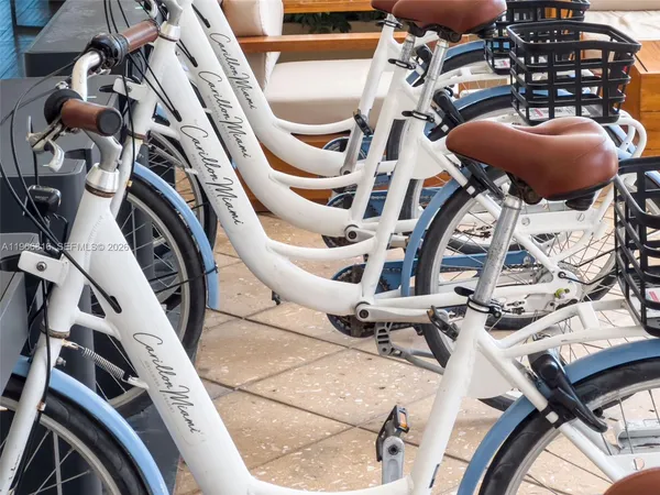 $7,500 | 6899 Collins Avenue, Unit 1910, Miami Beach, FL 33141