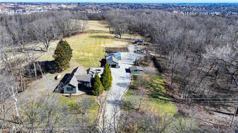 $1,900,000 | 6121 Northwest Klamm Drive, Kansas City, MO 64151