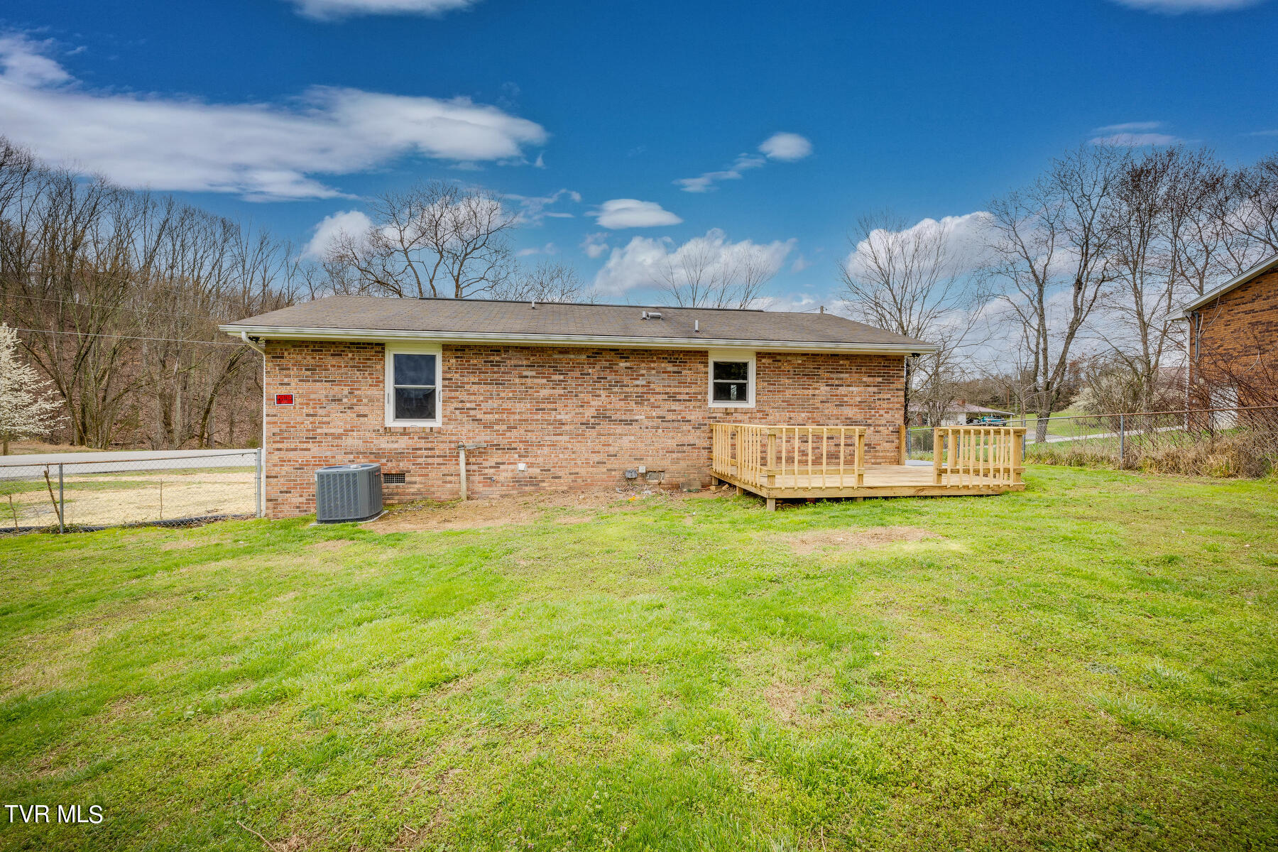 472 Lenoir Road Kingsport, TN 37660 - Photo 22 of 25 024