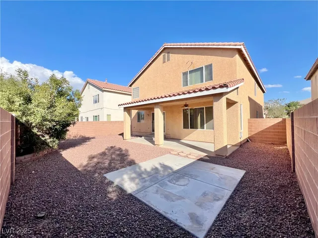 $2,200 | 8815 Lost Forest Street, Las Vegas, NV 89139