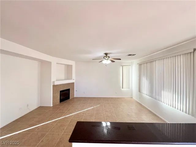 $2,200 | 8815 Lost Forest Street, Las Vegas, NV 89139