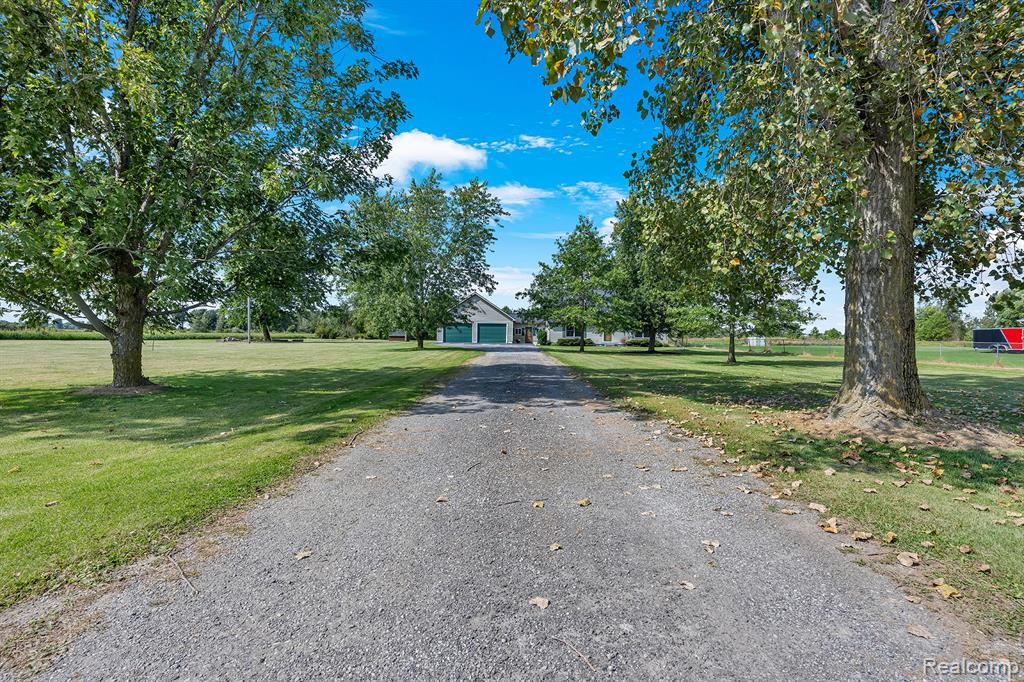 8425 Duffield Road Flushing, MI 48433 - Photo 7 of 65