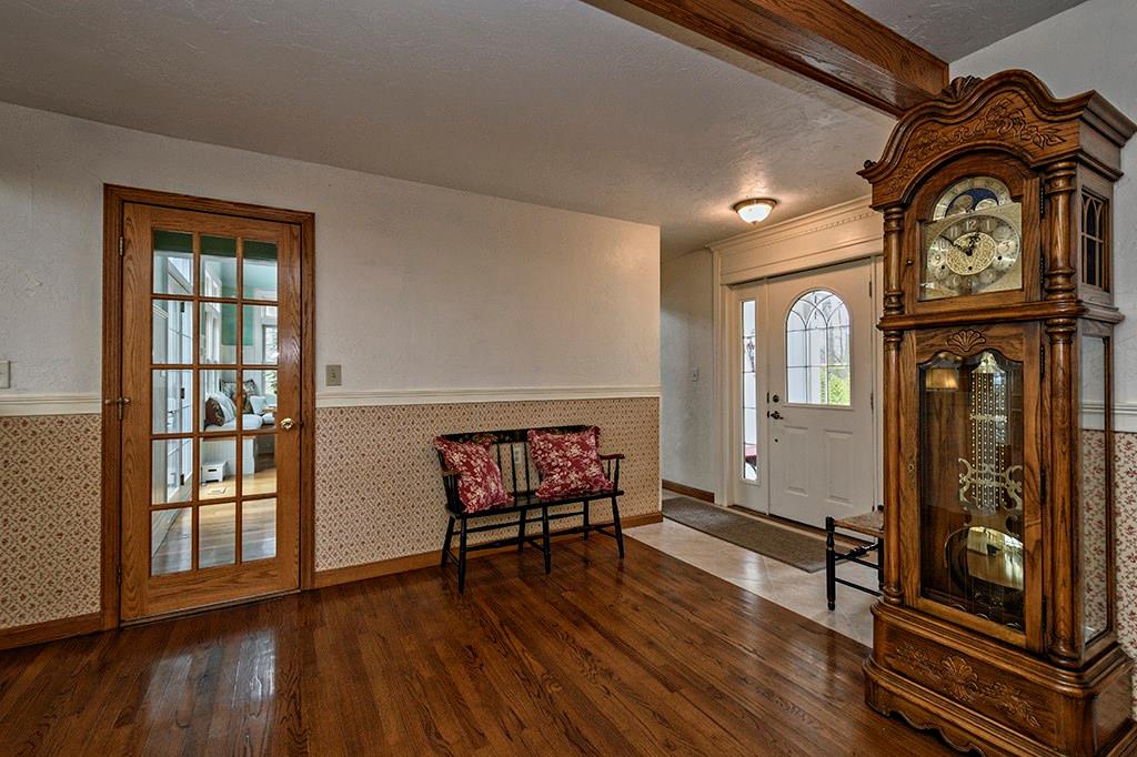 119 Weckerly Road Butler, PA 16002 - Photo 3 of 23