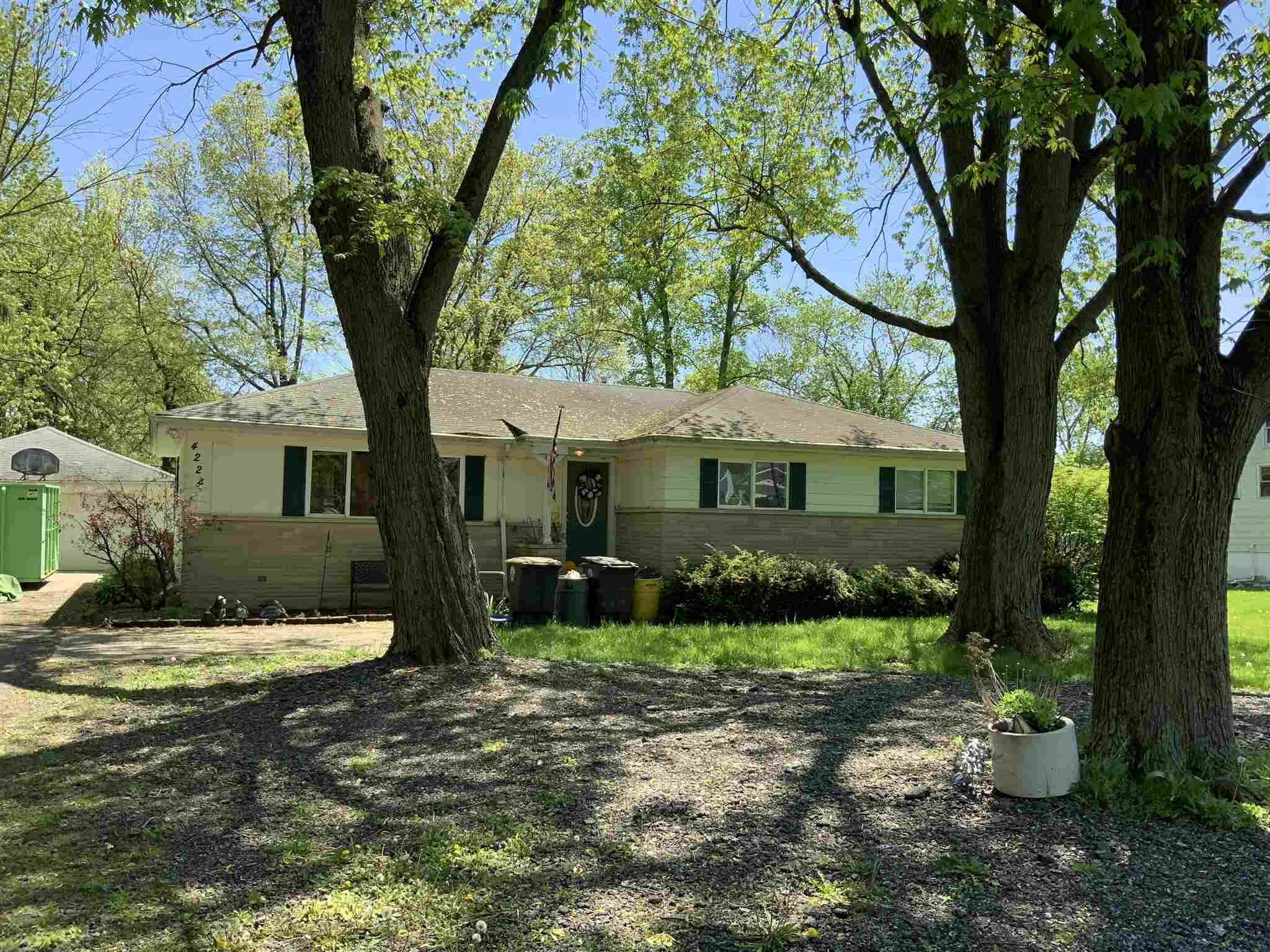 4224 Reed Road Fort Wayne, IN 46815 - Photo 2 of 33 Gallery Image 2