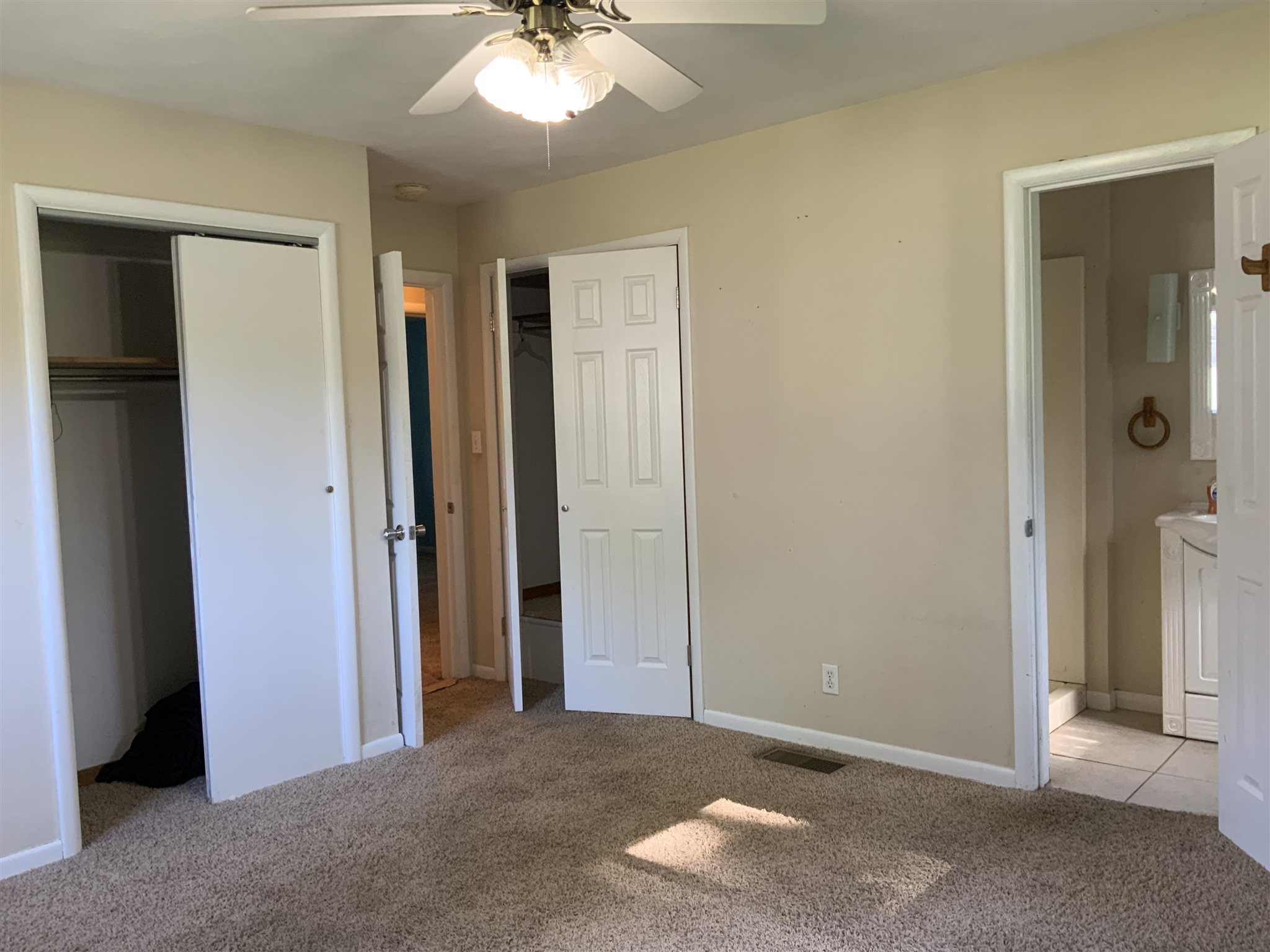 4224 Reed Road Fort Wayne, IN 46815 - Photo 19 of 33 Gallery Image 19