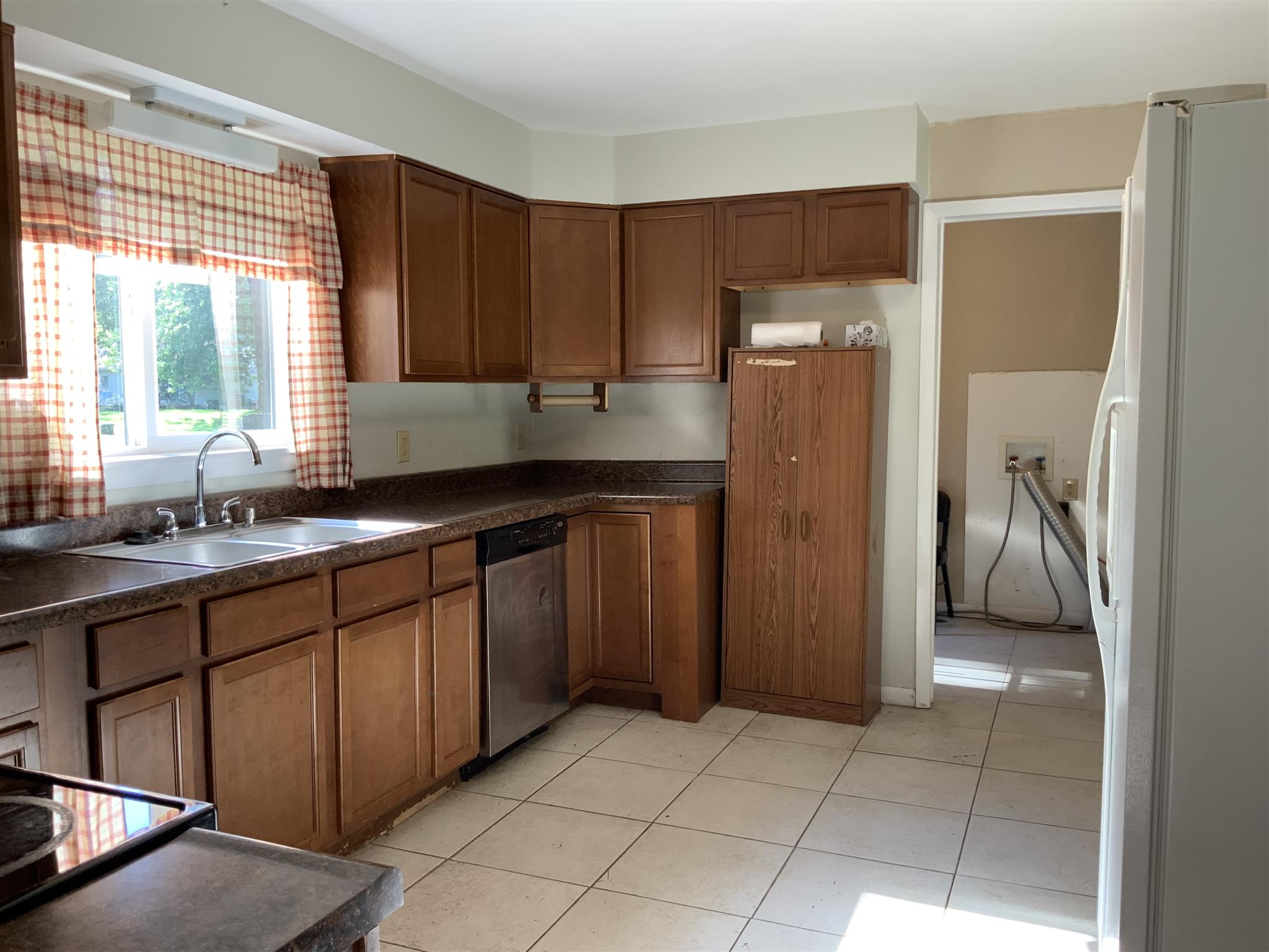 4224 Reed Road Fort Wayne, IN 46815 - Photo 9 of 33 Gallery Image 9